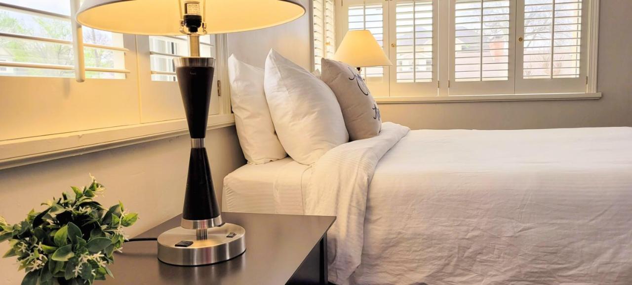 ברטלסוויל Hotel Phillips מראה חיצוני תמונה